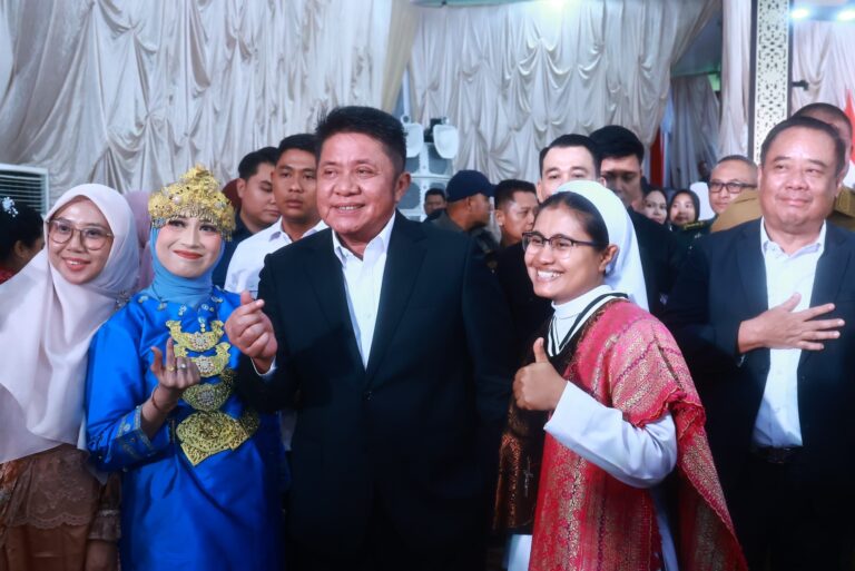 Peringatan Hari Ibu ke-97, Herman Deru: Peran Ibu Cetak Generasi Emas