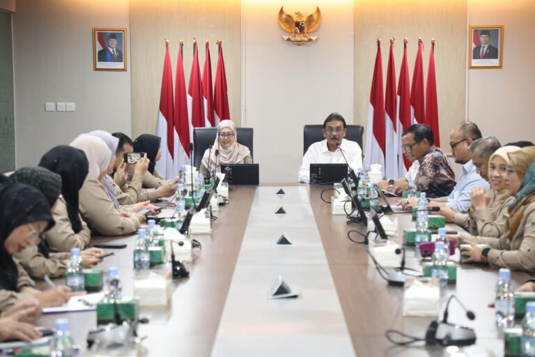 Terima Kunjungan Pengarah Tanah dan Galian Negeri Perak Malaysia, Kementerian ATR/BPN Paparkan Transformasi Layanan Pertanahan Indonesia