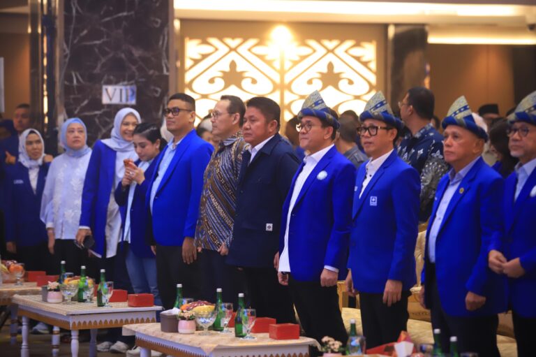 Joncik Muhammad Resmi Dilantik Jadi Ketum PAN Sumsel