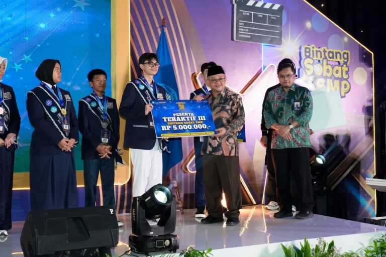 Haikal Achmad Yandra Juara 3 Teraktif Bintang Sobat SMP Tingkat Nasional
