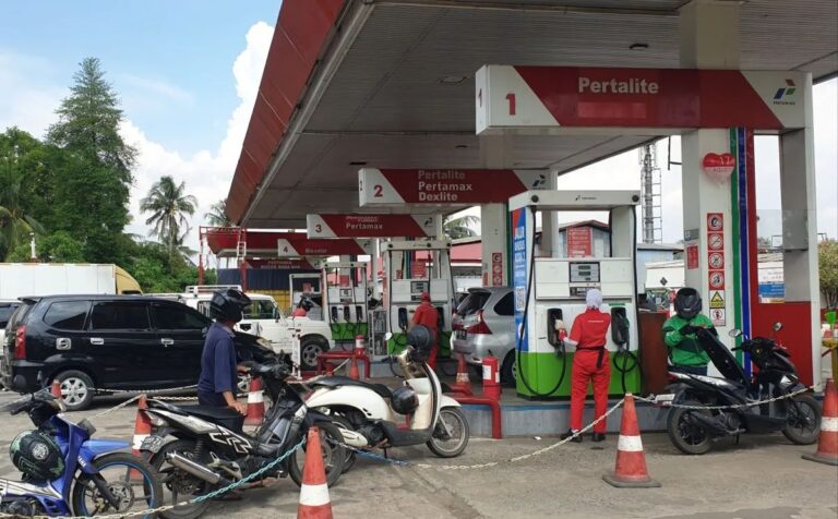 Kurangi Antrean, Pemkot Palembang Usulkan Operasional 10 SPBU Diperpanjang