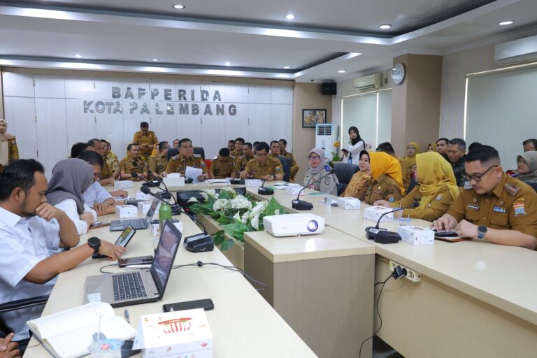 Pemkot Palembang Percepat Revitalisasi Sungai Bendung