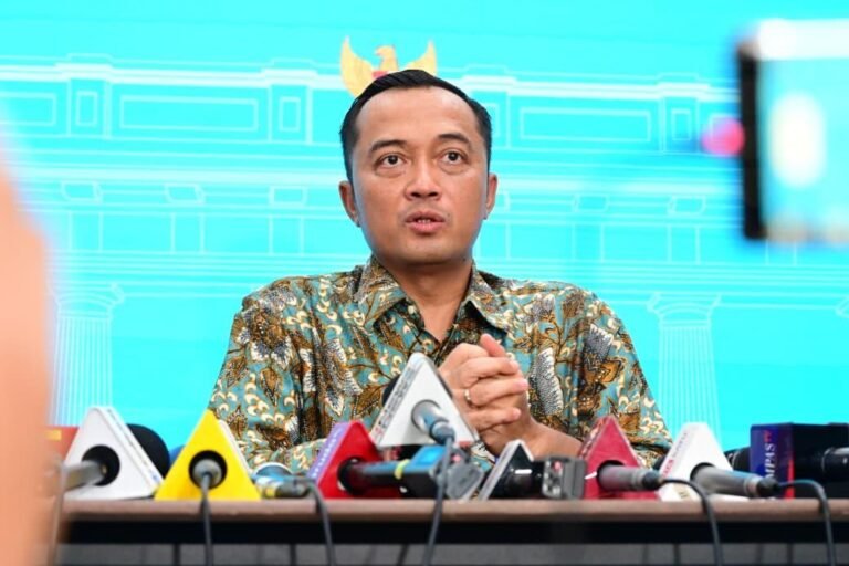 Ratusan Ribu Masyarakat War Undangan Upacara HUT ke-81 RI