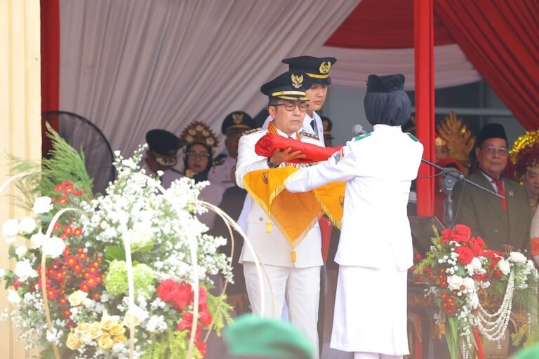 Ratu Dewa Inspektur Upacara HUT Ke-81 RI di JSC