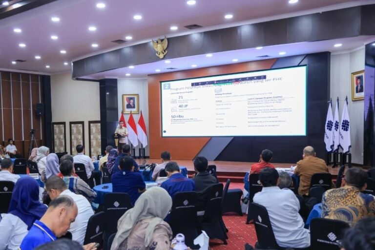 Pemerintah Buka Pelatihan Vokasi untuk 50 Ribu Pekerja Terdampak PHK